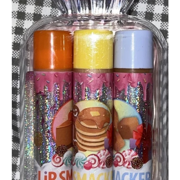 Lip Smacker 3Pcs In A Candy Plastic Case. New - Picture 2 of 4